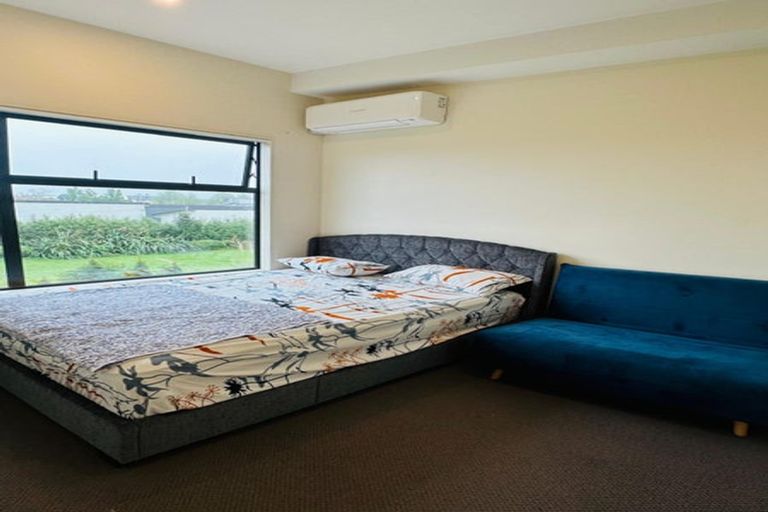 Photo of property in 103 Te Aparangi Road, Papakura, 2110