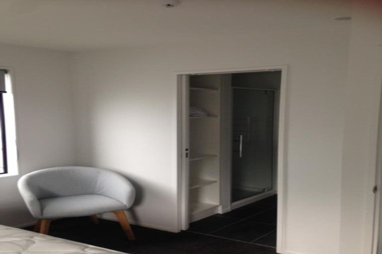 Photo of property in Leicester Executive Apartments, 206/282 Madras Street, Christchurch Central, Christchurch, 8011