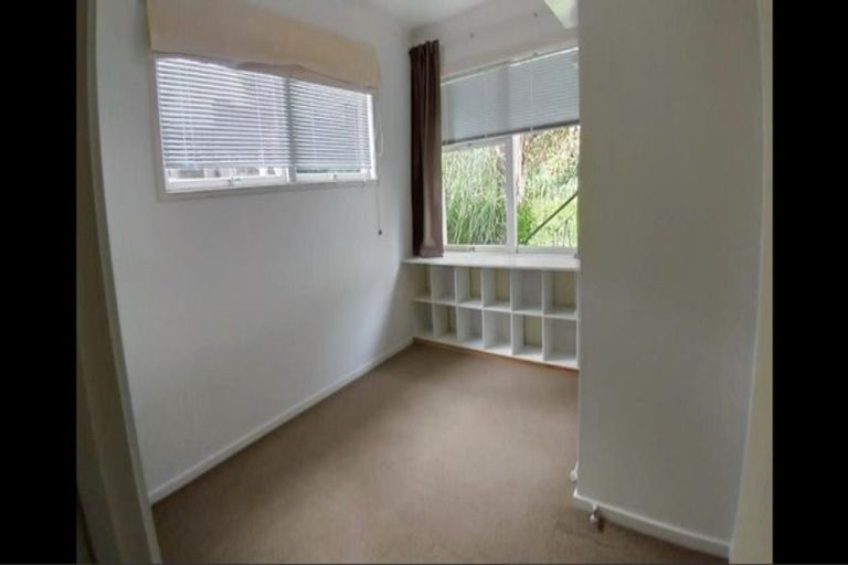 Photo of property in 2/198 Hurstmere Road, Takapuna, Auckland, 0622