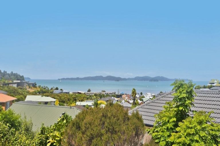 Photo of property in 10 Brampton Road, Snells Beach, 0920