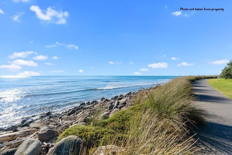 Photo of property in 6 Seaton Street, Strandon, New Plymouth, 4312