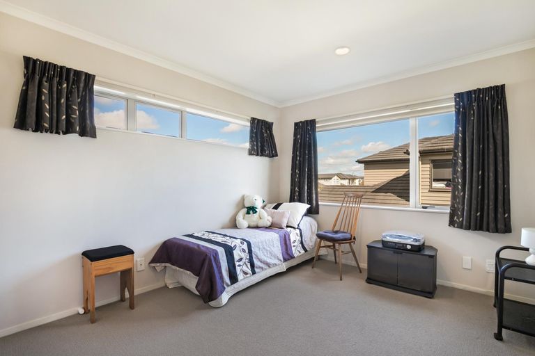 Photo of property in 19 Wawatai Drive, Karaka, Papakura, 2113