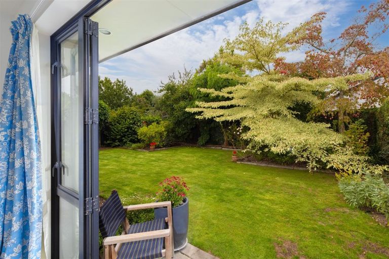 Photo of property in 82a Bryndwr Road, Bryndwr, Christchurch, 8052