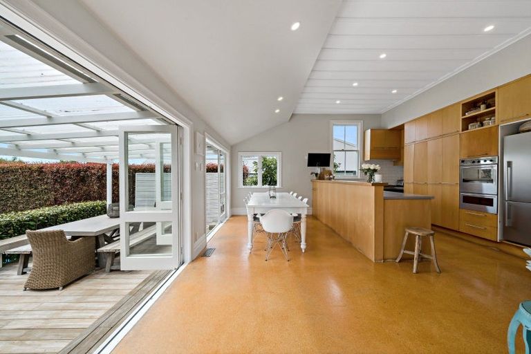 Photo of property in 30 Ohinerau Street, Remuera, Auckland, 1050