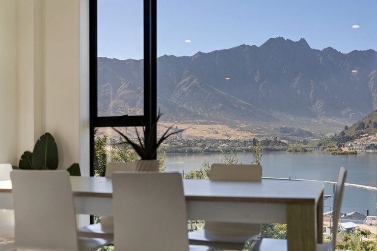 Photo of property in 10 Livingstone Lane, Frankton, 9300