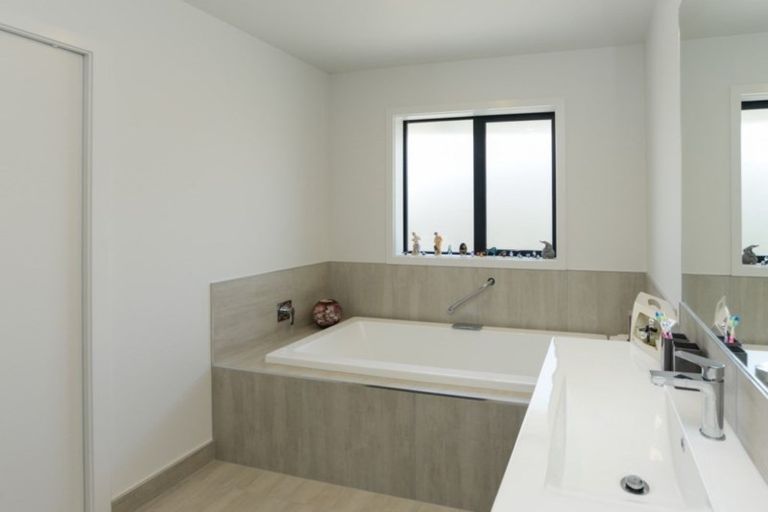 Photo of property in 12 Smidt Lane, Mahora, Hastings, 4120