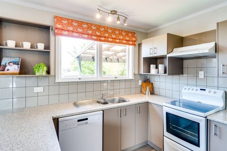 Photo of property in 16 Trent Street, Taradale, Napier, 4112