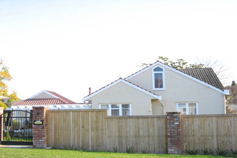 Photo of property in 38 Muritai Crescent, Havelock North, 4130