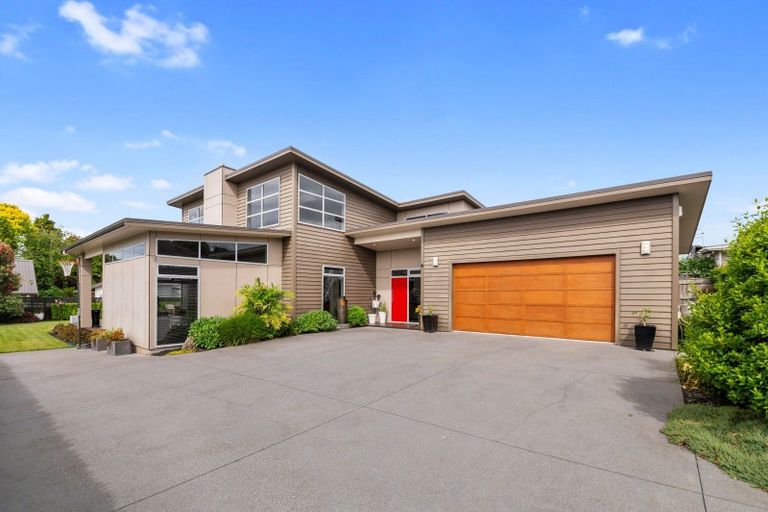 Photo of property in 10b Hilton Road, Lynmore, Rotorua, 3010