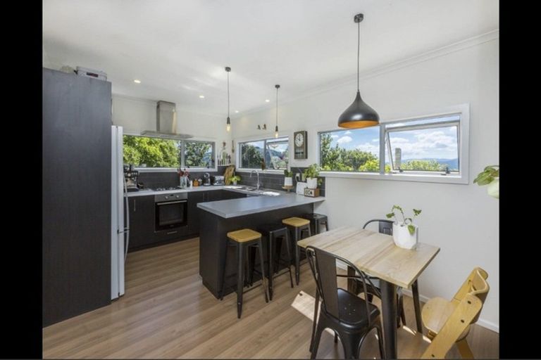 Photo of property in 4f Banksia Grove, Maungaraki, Lower Hutt, 5010