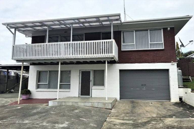 Photo of property in 5 Lendenfeld Drive, Papatoetoe, Auckland, 2025