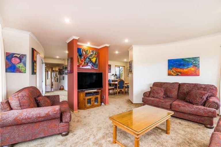 Photo of property in 2 Scott Drive, Nukuhau, Taupo, 3330