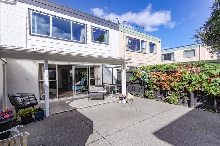 Photo of property in 8/9 Rachel Place, Avonhead, Christchurch, 8042