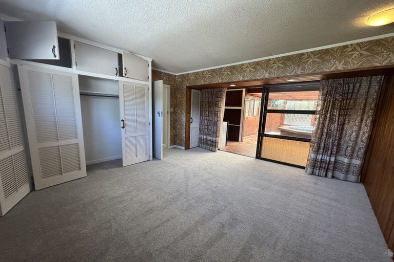 Photo of property in 55 Blakeborough Drive, Forrest Hill, Auckland, 0620