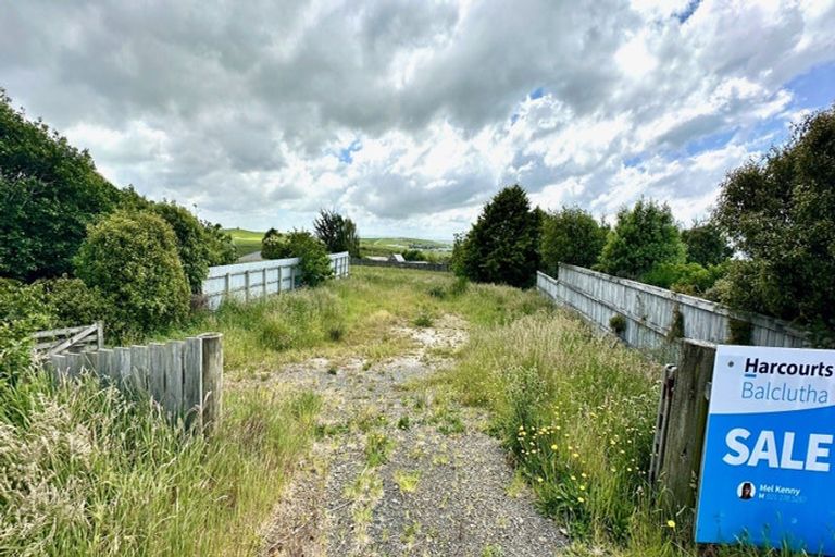 Photo of property in 12 Hill Street, Kaka Point, 9271