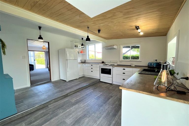 Photo of property in 11 Noble Street, Owaka, 9585