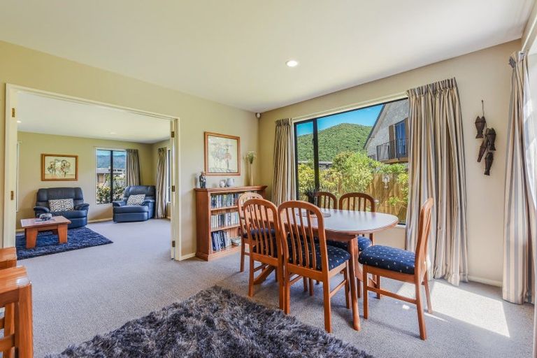 Photo of property in 8 Nautique Place, Waikawa, Picton, 7220