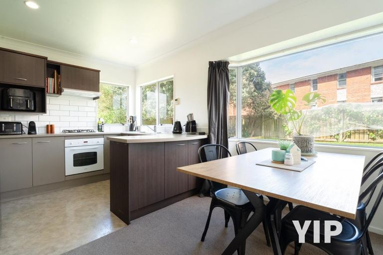 Photo of property in 2 Pohutukawa Grove, Titahi Bay, Porirua, 5022