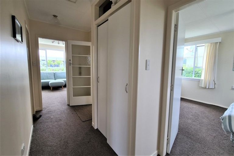 Photo of property in 18 Gisborne Terrace, Opunake, 4616