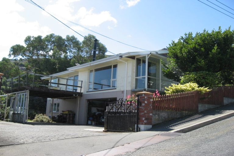 Photo of property in 5 Cornwall Road, Lyttelton, 8082