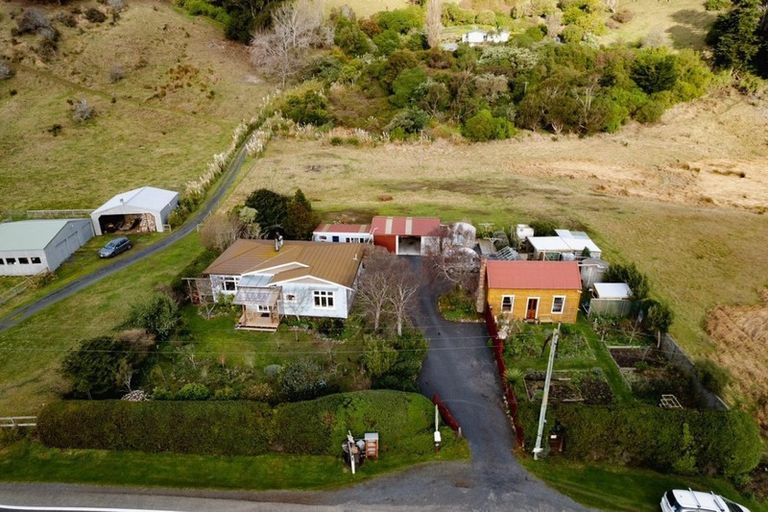 Photo of property in 346 Harington Point Road, Lower Portobello, Dunedin, 9077