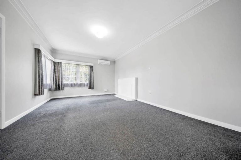 Photo of property in 2/14 Great South Road, Manurewa, Auckland, 2102