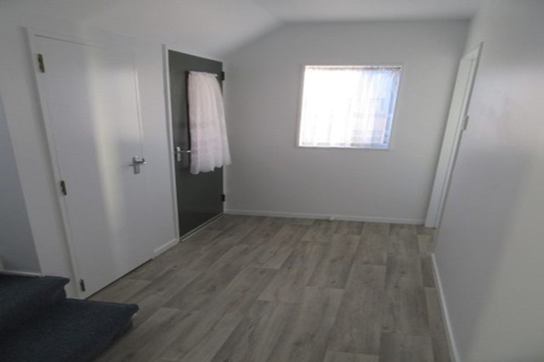 Photo of property in 1/74 Waiwhetu Road, Waiwhetu, Lower Hutt, 5010