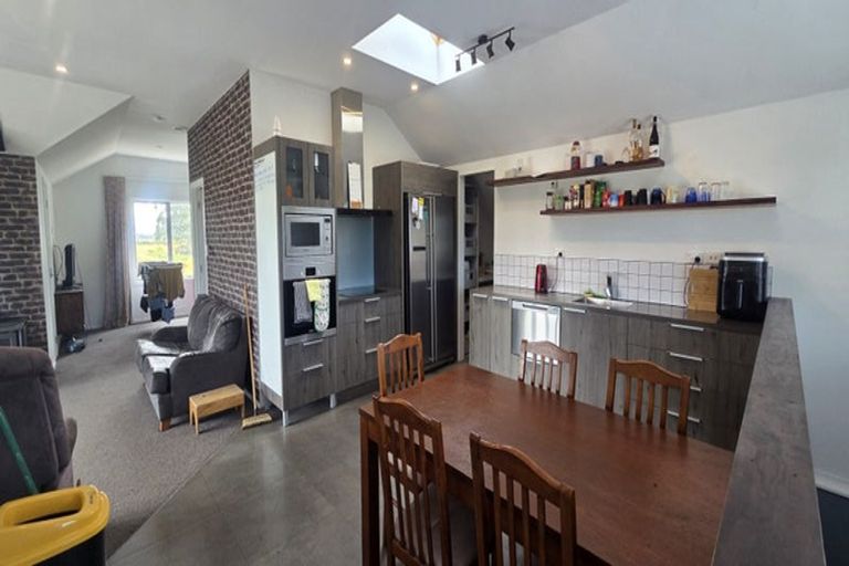 Photo of property in 4/1132 Old West Coast Road, West Melton, Christchurch, 7671