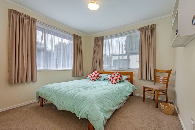 Photo of property in 25 Stillwater Place, Westbrook, Palmerston North, 4412