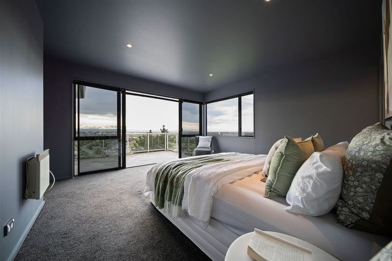 Photo of property in 15 Stronsay Lane, Hillsborough, Christchurch, 8022