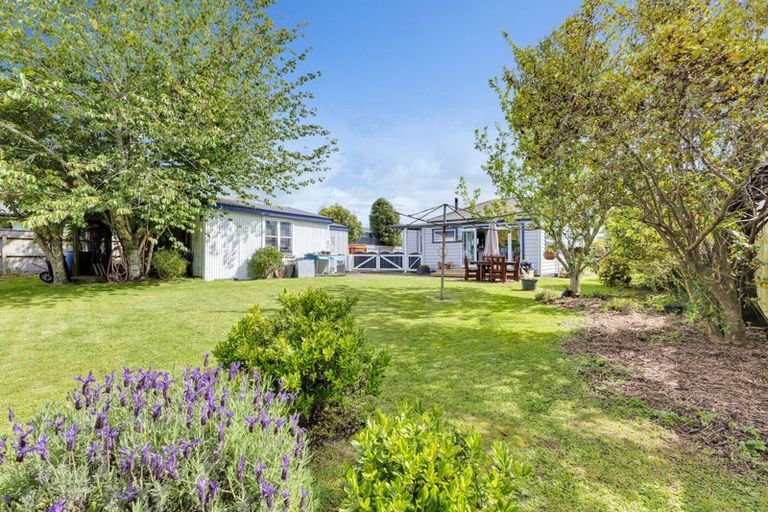 Photo of property in 13 Maire Street, Inglewood, 4330