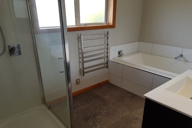 Photo of property in 17 Blackadder Road, Pegasus, 7612