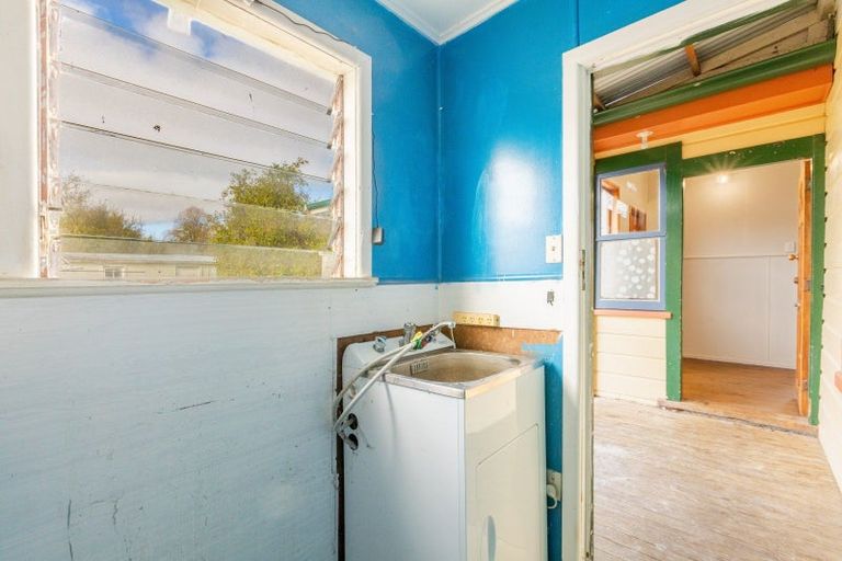 Photo of property in 19 Rochfort Street, Otane, 4202