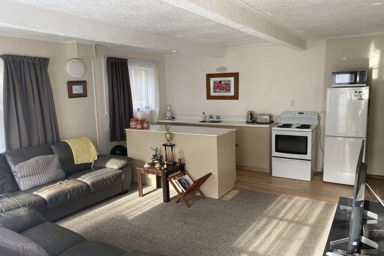 Photo of property in 90 Overtoun Terrace, Hataitai, Wellington, 6021