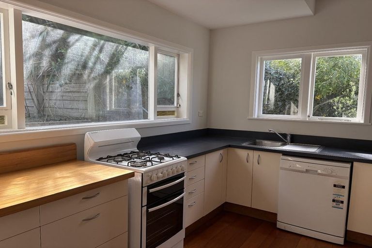 Photo of property in 33 Ariki Road, Hataitai, Wellington, 6021