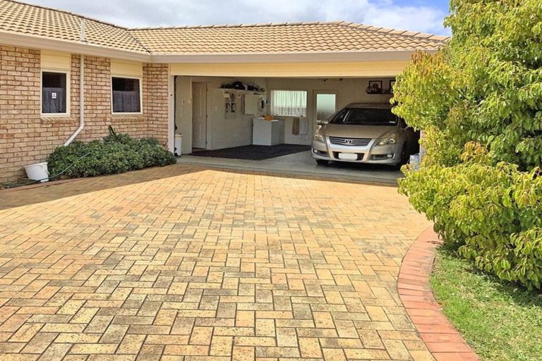 Photo of property in 20 Pohutukawa Drive, Cable Bay, 0420