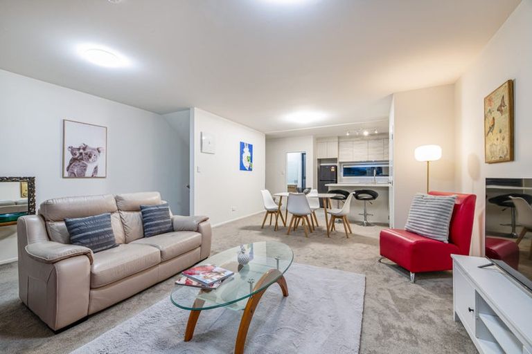 Photo of property in 6/43b Waimumu Road, Massey, Auckland, 0614