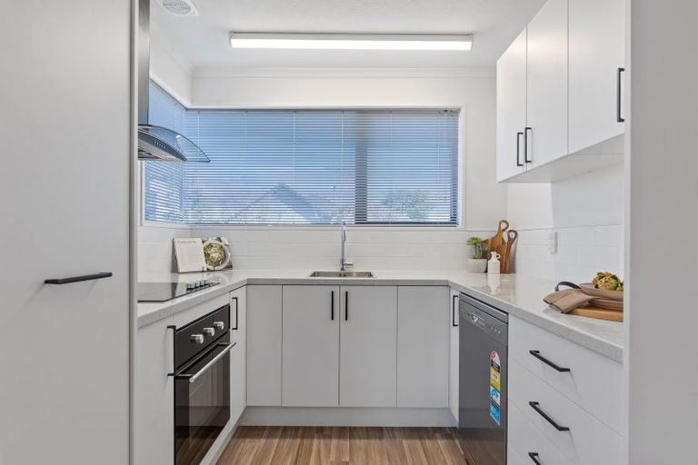 Photo of property in 16a Kowhai Avenue, Rangiora, 7400