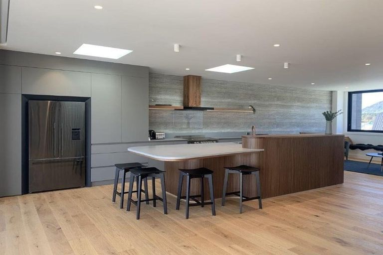 Photo of property in 27 Rubus Street, Wanaka, 9382