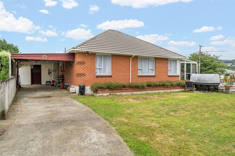 Photo of property in 63 Routley Crescent, Elderslea, Upper Hutt, 5018