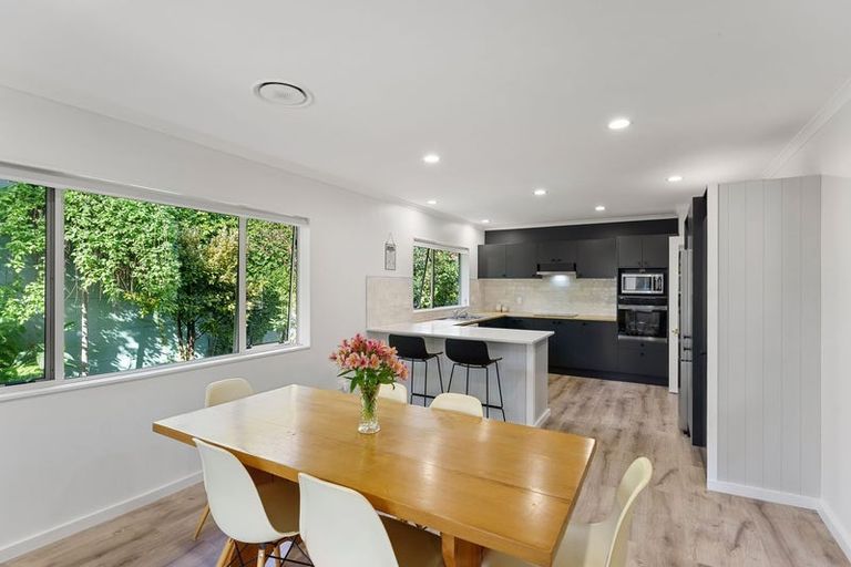 Photo of property in 399b Te Moana Road, Waikanae, 5036