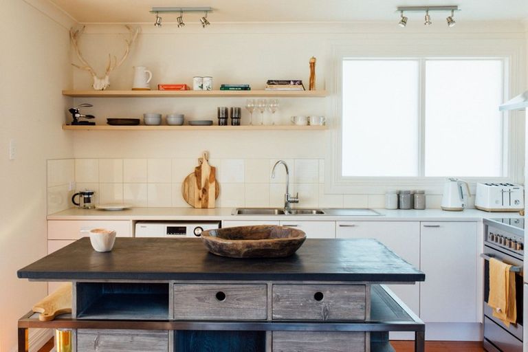 Photo of property in 8b Eighth Avenue, Tauranga, 3110