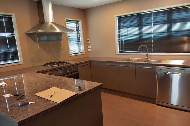 Photo of property in 21 Champagne Avenue, Yaldhurst, Christchurch, 8042