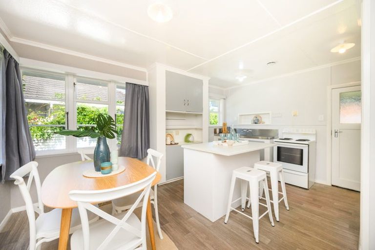 Photo of property in 20 Moheke Avenue, Roslyn, Palmerston North, 4414