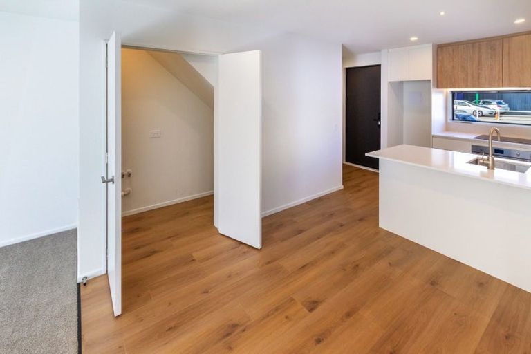 Photo of property in 2/335 Gloucester Street, Christchurch Central, Christchurch, 8011