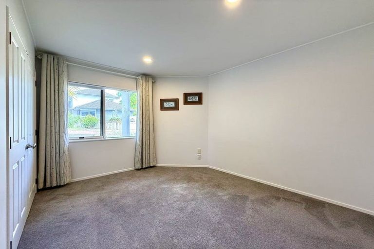 Photo of property in 164 Millhouse Drive, Golflands, Auckland, 2013