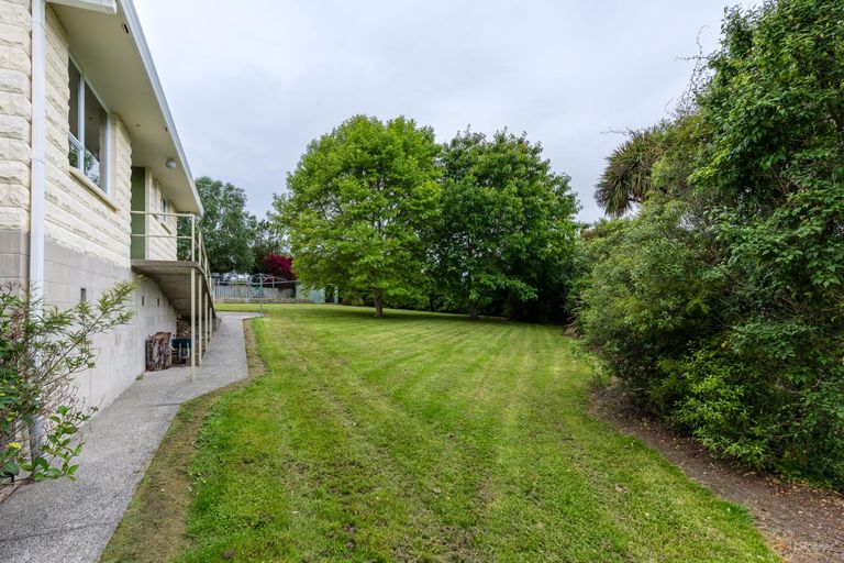 Photo of property in 5 Hayes Street, Waimate, 7924