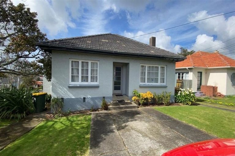 Photo of property in 24 Masters Avenue, Hillcrest, Hamilton, 3216