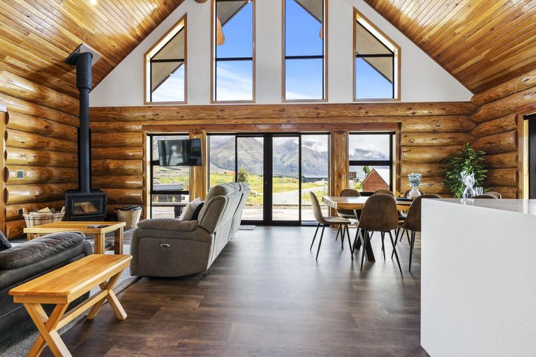 Photo of property in 58 Ohau Drive, Lake Ohau, Twizel, 9412