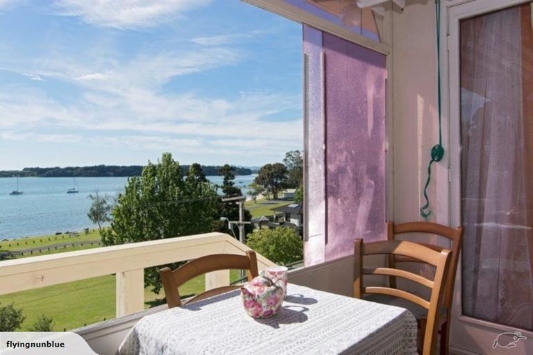 Photo of property in 39 Harbour View Road, Omokoroa, 3114